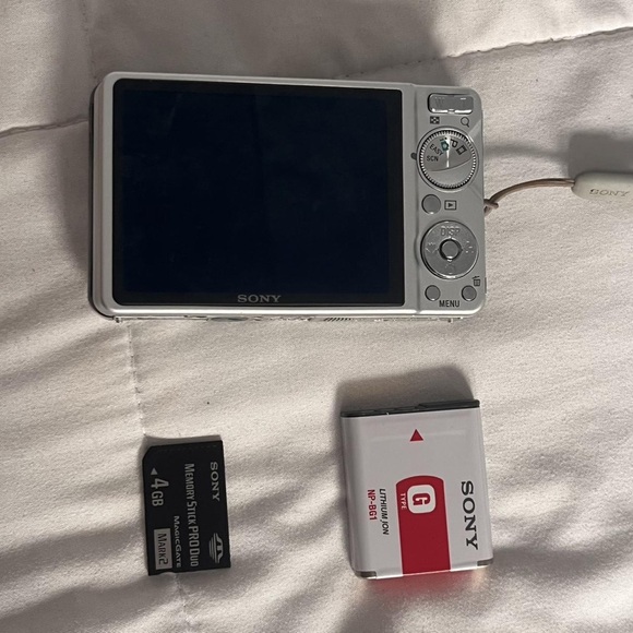 Sony Silver Digital Camera with 12.1 MP - Picture 3 of 6